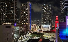 Miami Luxury Suite Infinity Pool